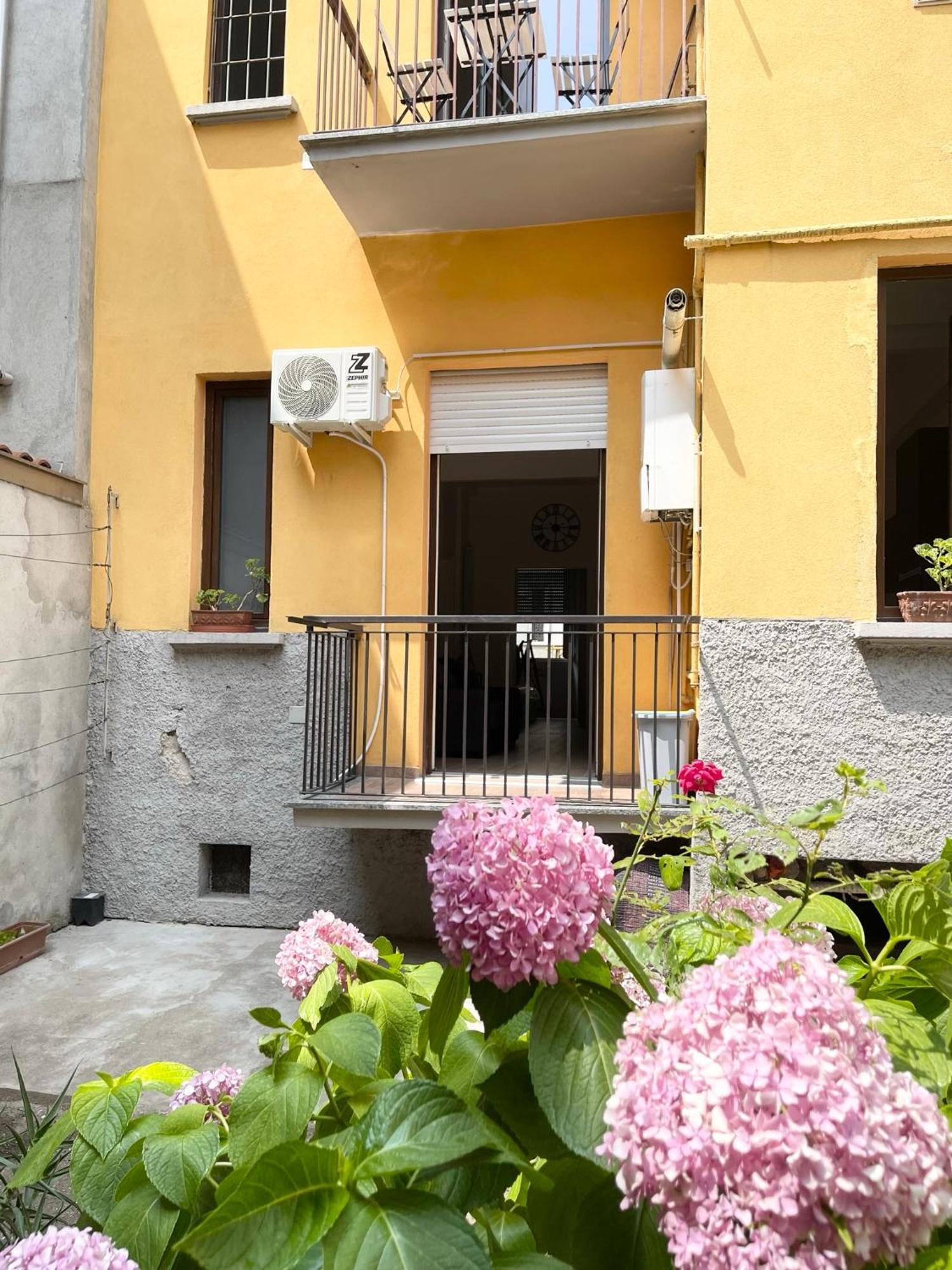 밀라노 Ampio Bilocale Zona Navigli 아파트 외부 사진